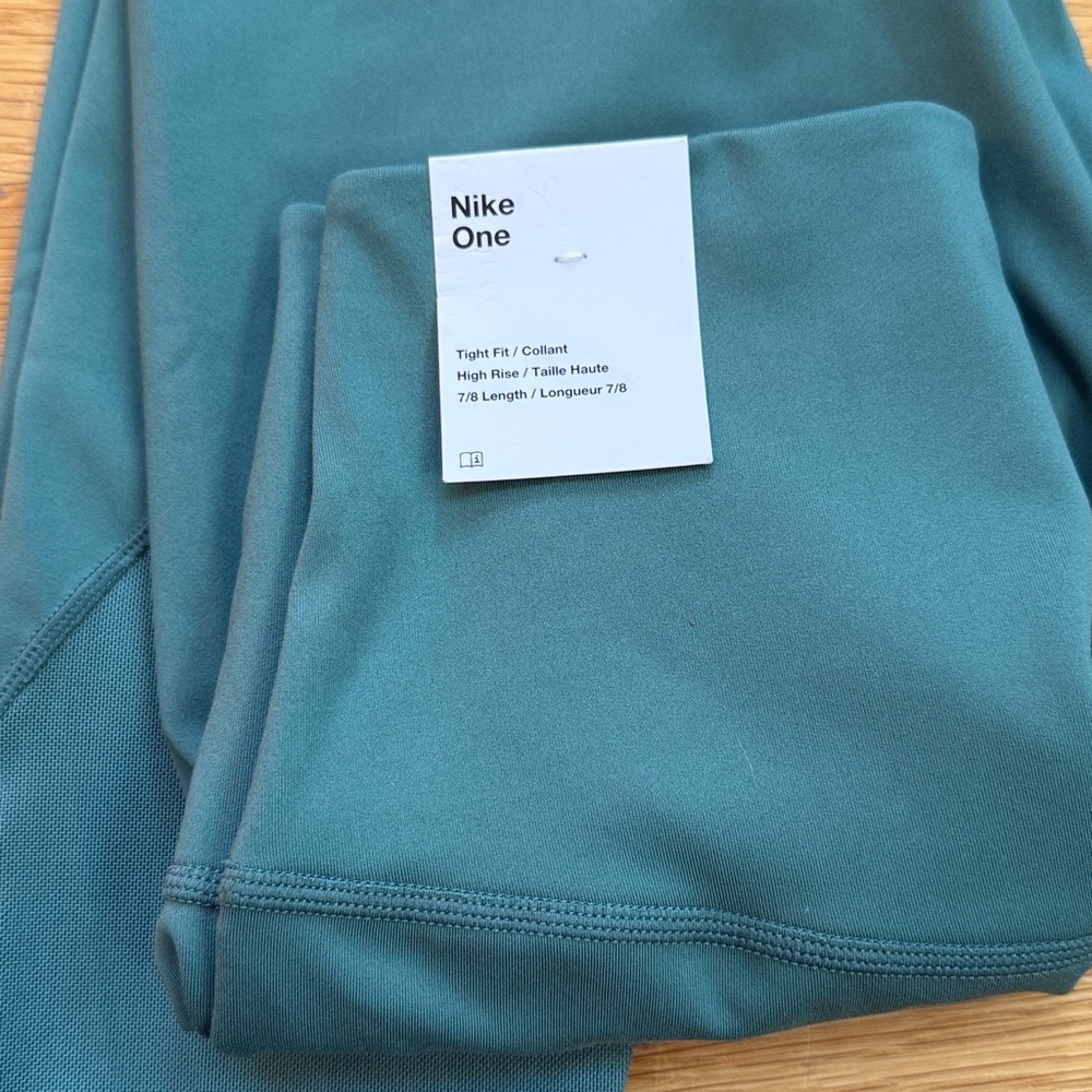 NWT Nike One High-Rise 7/8 Leggings XS - Picture 5 of 5